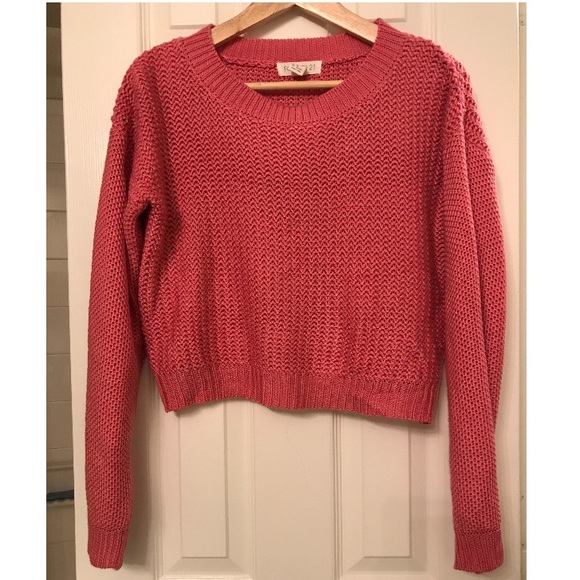 Pink Crop Sweater - Picture 2 of 4